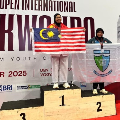 Siswa MAN 10 Jakarta Barat Raih Juara 2 di Kejuaraan Taekwondo Internasional