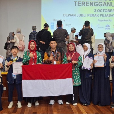 MTsN 4 Jakarta Raih 8 Medali di Ajang South East Asia Olympiad Championship 2025 di Malaysia