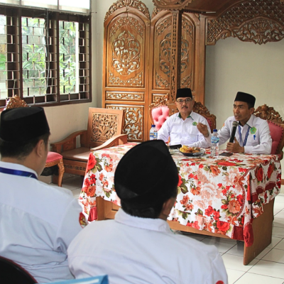 Kasi Bimas Islam Beri Arahan dan Pembinaan Staf serta Penyuluh Agama Islam di KUA Kepulauan Seribu Selatan