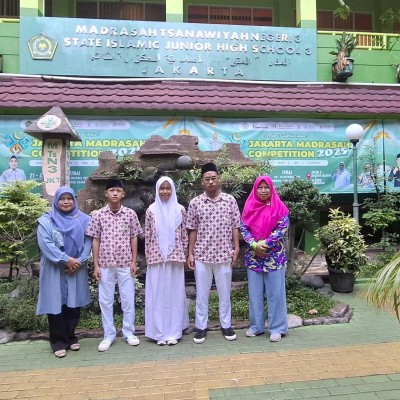 Tiga Siswa MTsN 26 Kepulauan Seribu Lolos ke Final JMC 2025 Bidang Sains