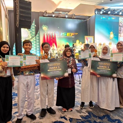 Tim Robotik MTsN 14 Jakarta Timur Raih Dua Medali di Jakarta Madrasah Competition 2025