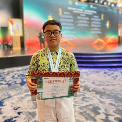 Ryan Azka Syaiful Siswa MIN 4 Jakarta Selatan Raih Juara 2 Sains Matematika di JMC 2025
