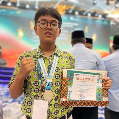 Siswa MIN 4 Jakarta Selatan Raih Juara 2 Lomba Sains IPA di JMC 2025