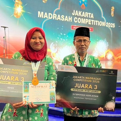 Empat Guru MTsN 6 Jakarta Raih Juara 3 Riset GTK di Ajang JMC 2025
