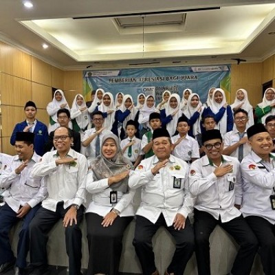 Kemenag Jakarta Barat Apresiasi Para Juara Olimpiade Madrasah Indonesia 2025
