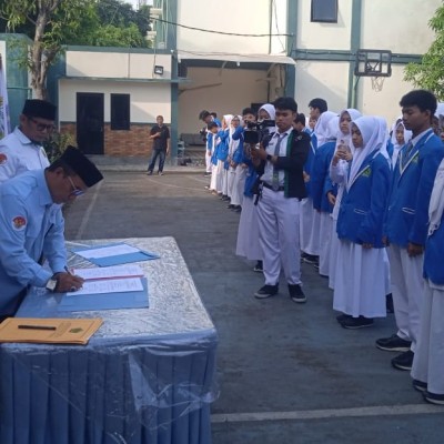Semangat Kebersamaan Warnai Pelantikan Pengurus OSIM, MPK, dan DIFMA Asrama MAN 22 Jakarta