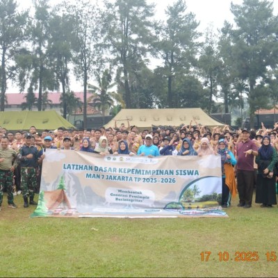 Kelas X MAN 7 Jakarta Ikuti Latihan Dasar Kepemimpinan Siswa dengan Antusias