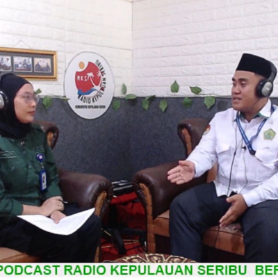 Penyuluh Kemenag Kepulauan Seribu Sampaikan Makna Hidup Bernilai Ibadah di Podcast Radio