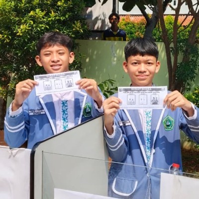 Vina dan Wildan Terpilih sebagai Ketua dan Wakil Ketua OSIS MTsN 36 Jakarta Barat Masa Bakti 2025/2026