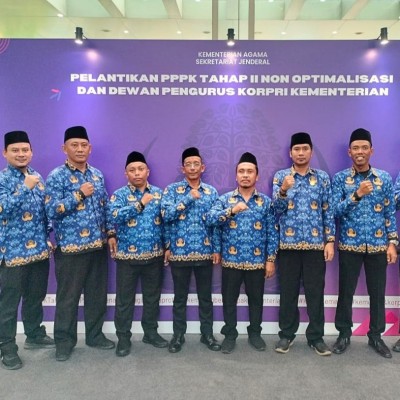 Delapan PPPK Kemenag Kepulauan Seribu Tahap II Resmi Dilantik sebagai ASN