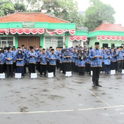 Peringatan Sumpah Pemuda Ke-97: Ada Doa Yang Diam-Diam Dipanjatkan Di Rintiknya Hujan