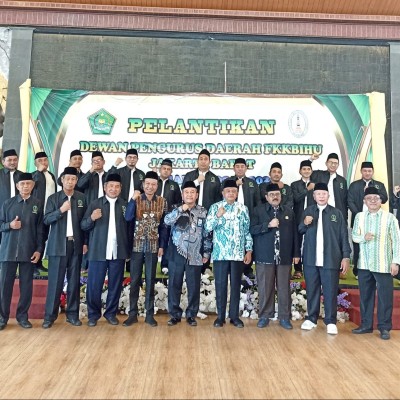 Pelantikan Pengurus FKKBIHU Jakarta Barat, Kemenag Tegaskan Peran Strategis Pembimbing Haji