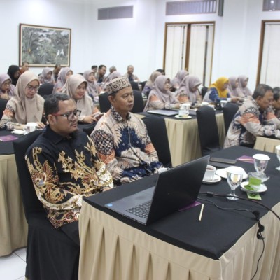 Guru MIN 22 Jakarta Ikuti Workshop Kurikulum Berbasis Cinta untuk Tingkatkan Mutu Pembelajaran