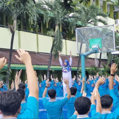 MAN 7 Jakarta Gelar Senam Pagi: Wujudkan Madrasah Sehat dan Berenergi