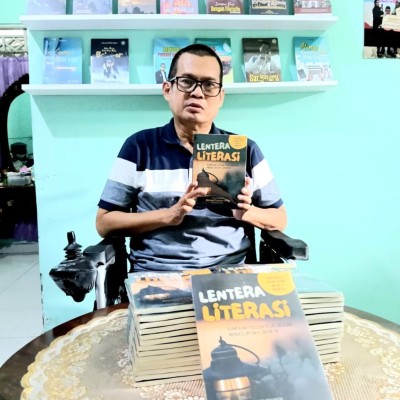 MTsN 5 Jakarta Luncurkan Buku “Lentera Literasi” sebagai Upaya Menguatkan Budaya Menulis Siswa