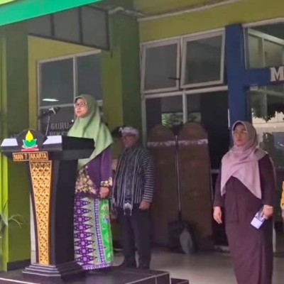 Peringatan Hari Guru Nasional di MAN 7 Jakarta Teguhkan Keteladanan dan Apresiasi bagi Pendidik