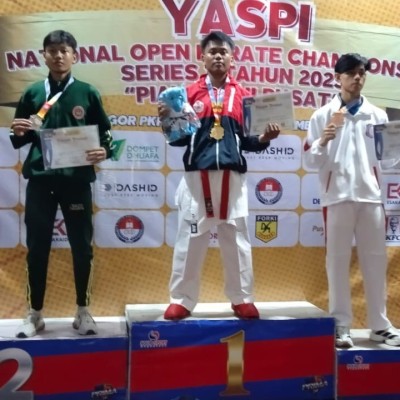 Rivano Naufal Mulyana: Langkah Mantap Karateka Muda MAN 14 Jakarta di Panggung Nasional