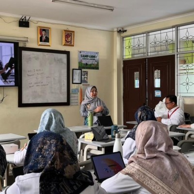 Kolaborasi Samsung dan MTsN 41 Al Azhar Asy Syarif Wujudkan Madrasah Digital melalui Pelatihan Guru
