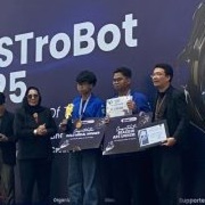 MAN 3 Jakarta Pusat Raih Lima Prestasi di Ajang Lomba Robotik Nasional 2025