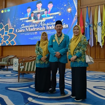 MIN 4 Jakarta Selatan Ikuti Seminar Nasional Guru Madrasah Indonesia