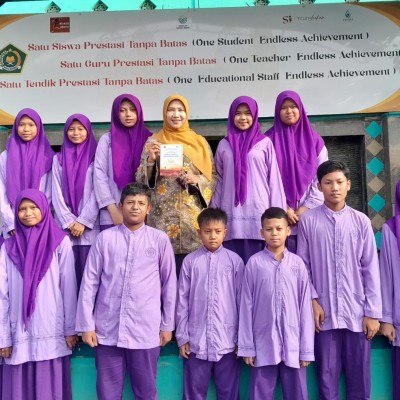 MTsN 34 Jakarta Beri Apresiasi Siswa dan GTK Berprestasi Periode Oktober–November 2025