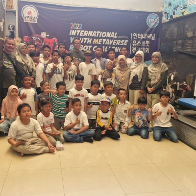 Siswa Ekskul Robotik MIN 9 Jakarta Selatan Kunjungi Kampung Robotik PT Racer