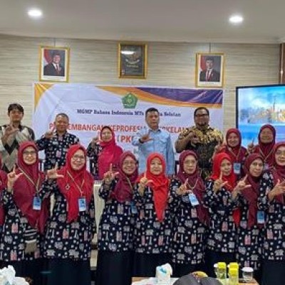 PKB MGMP Bahasa Indonesia Dorong Guru MTs Terapkan Kurikulum Berbasis Cinta dan Ekoteologi