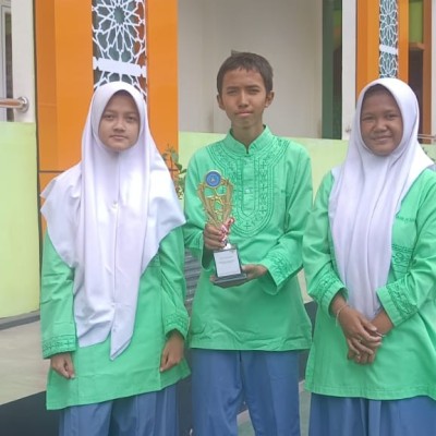 Tim KIR MAN 21 Jakarta Raih Best Paper di MYSCOM Nasional