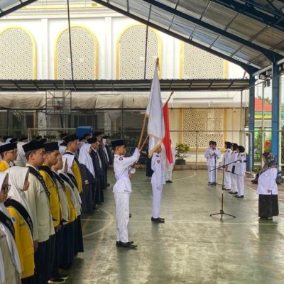 MTsN 41 Al Azhar Asy Syarif Resmi Lantik Pengurus OSIS Periode 2025–2026