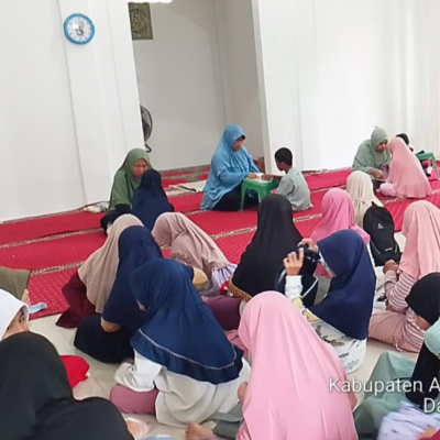 Tanamkan Akhlakul Karimah Sejak Dini, Penyuluh Agama Islam Kemenag Kepulauan Seribu Bina Santri TPQ Al-Ikhlas