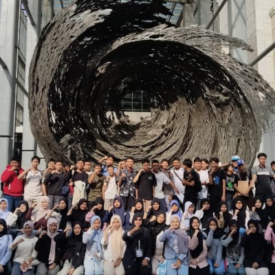 Siswa MTsN 9 Jakarta Dalami Kearifan Lokal di Museum Nasional