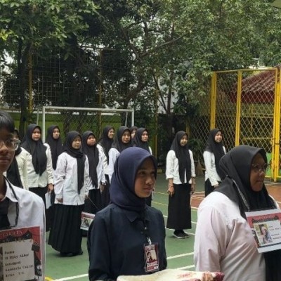 Semangat Baru di Panggung Drumband MAN 9 Jakarta: Angkatan 27 Resmi Dilantik