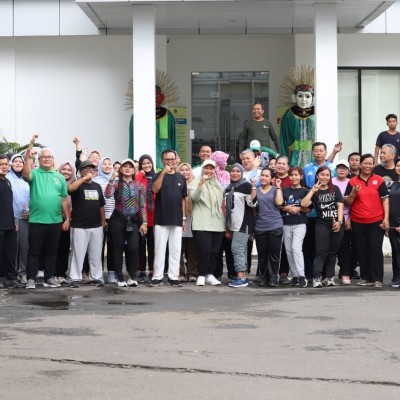 Gelar Senam Pagi, Kakanwil : Berikan Layanan Yang Prima dan Sepenuh Hati