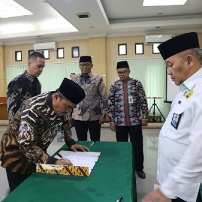 KanKemenag Kota Jakarta Barat Gelar Sertijab Pejabat Eselon IV dan Kaur TU Madrasah