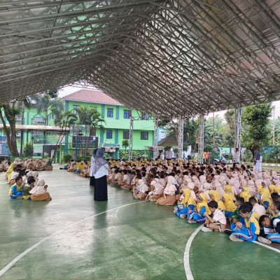 Thobur Al-Qur’an MIN 14 Perkuat Pembiasaan Religius Siswa