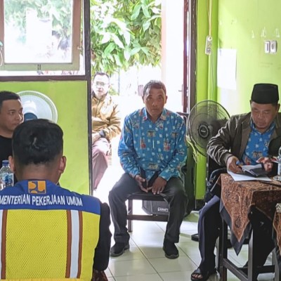 Tim PUPR dan Kanwil Kemenag DKI Jakarta Tinjau Infrastruktur MIN 17 Kepulauan Seribu