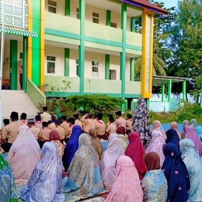 MIN 17 Kepulauan Seribu Intensifkan Pembiasaan Ibadah Selama Ramadan