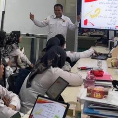 Guru MTsN 41 Al Azhar Asy Syarif Ikuti Belajar Rutin Bahasa Arab Selama Ramadhan