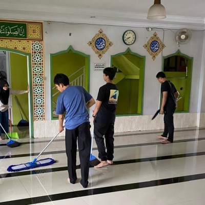 OSIS/MPK MAN 7 Jakarta Gelar GEBERMASJID Sambut Ramadan