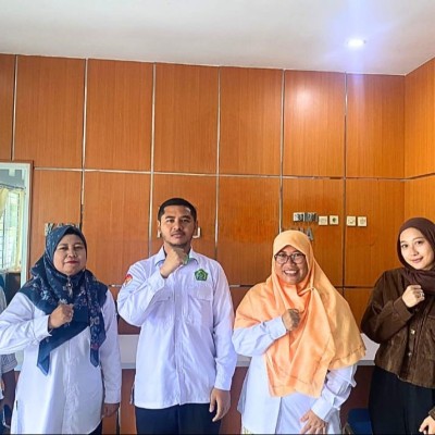 Tembus Batas Pulau, KUA Kepulauan Seribu Utara Gelar Bimwin Hybrid untuk Catin