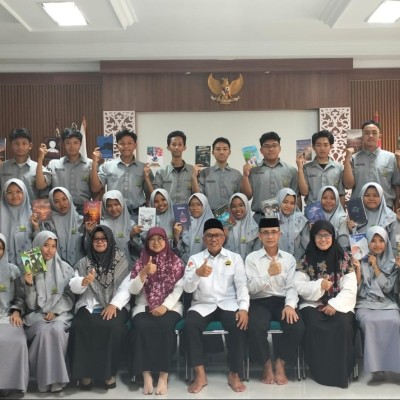 174 Siswa MAN 7 Jakarta Tuntaskan Penulisan Novel melalui Program Literasi Madrasah