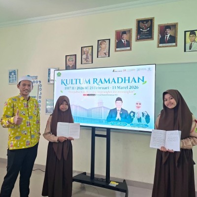 Program KURMA Kemenag, Siswa MTsN 14 Jakarta Ikuti Kultum Ramadan Serentak