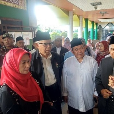 Safari Ramadan Kemenag Jakarta Barat Hadirkan Santunan dan ATM Beras untuk Warga