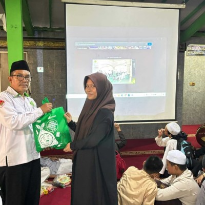 MTsN 25 Jakarta Gelar Buka Puasa dan Santunan Bersama Kanwil Kemenag DKI