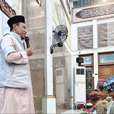 Malam ke-21 Ramadan, Penyuluh KUA Kepulauan Seribu Utara Ajak Jemaah Perkuat Keikhlasan dan Istiqamah