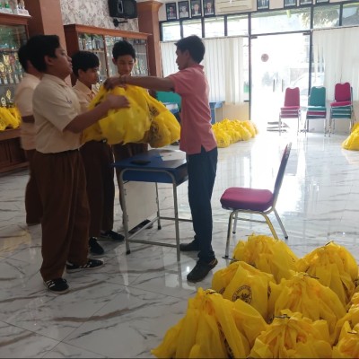 MTsN 3 Jakarta Sosialisasikan Program MBG, Perkuat Layanan Kesehatan Peserta Didik