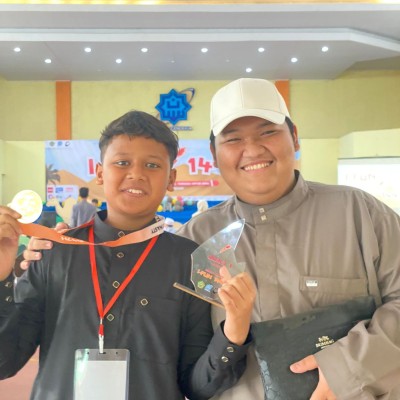 Siswa MTsN 3 Jakarta Raih Juara 1 Lomba Adzan di Festival I-FUN MAN IC Serpong