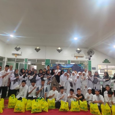 MIN 4 Jakarta Gelar Buka Puasa dan Santunan, Dukung Gerakan Jakarta Berwakaf