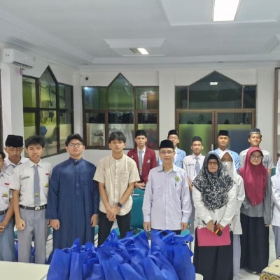 MAN 7 Jakarta Gelar Bakti Sosial Serentak Ramadan 1447 H