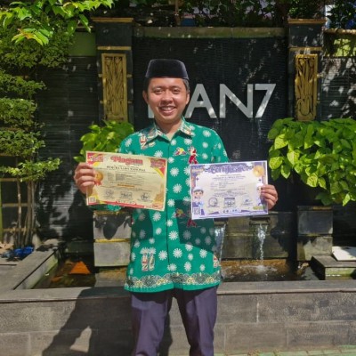 Guru MAN 7 Jakarta Raih Dua Prestasi Nasional Bidang Bahasa Arab